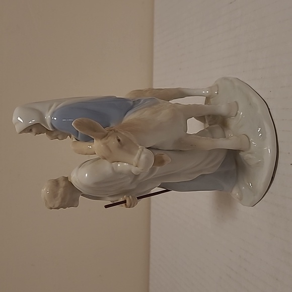 Vintage Home Interior Journey into Egypt Figurine - Picture 6 of 16